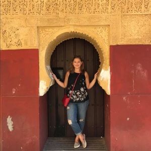 Meet your Posher, Marina